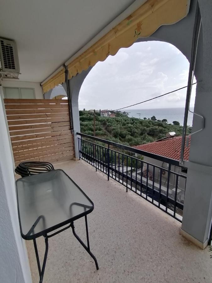 Villa Teo カラマタ エクステリア 写真